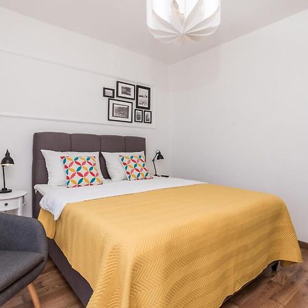 4 Bedroom Awesome Apartment In Sveti Juraj Bagian luar foto